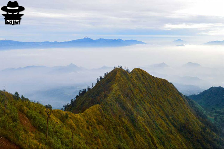 Misteri Gunung Hilang: Puncak yang Tidak Pernah Tercapai